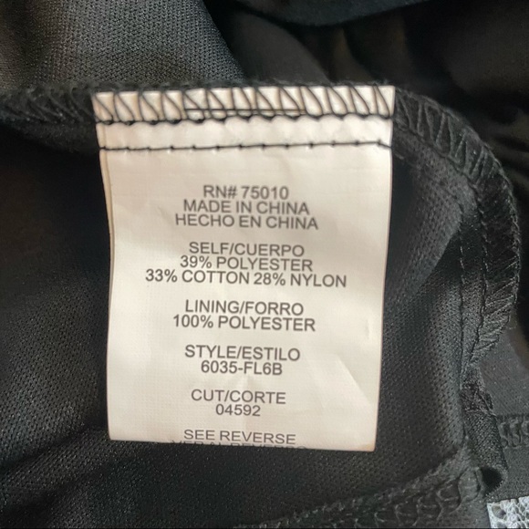 CITY TRIANGLES black + white lace high-neck halter skater mini dress [9 … - Picture 4 of 9